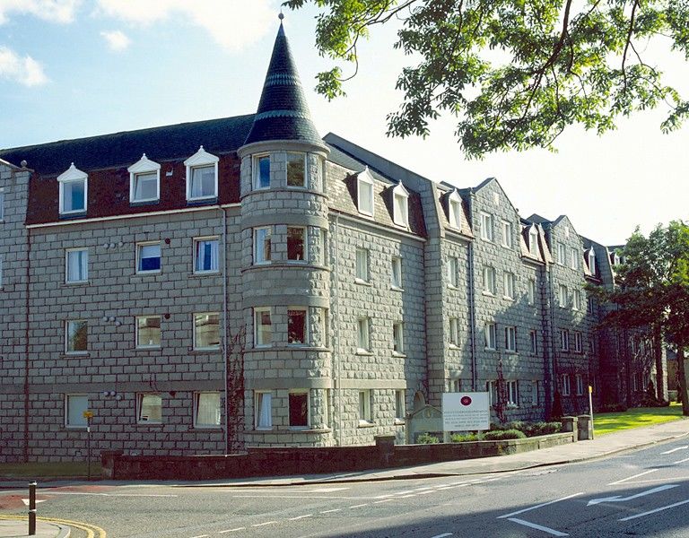 The Spires Serviced Apartments Aberdeen Exterior photo